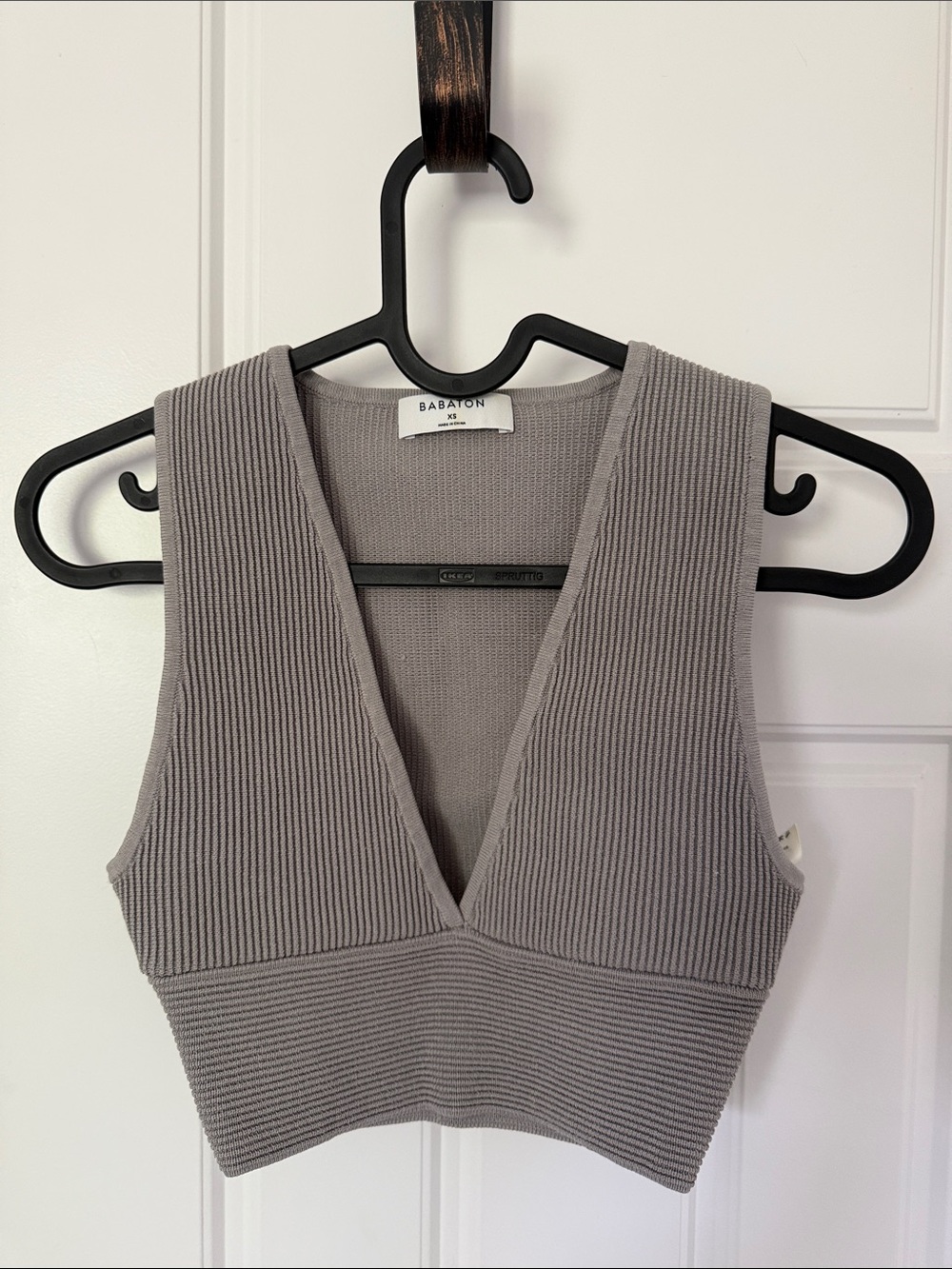 Babaton Gray Ribbed V-Neck Cropped Cami
